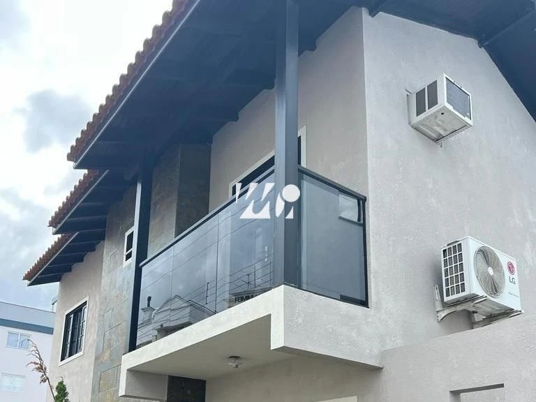 Casa em Pagani, Palhoça. 3 quartos, 140m². Imagem 1 de 4